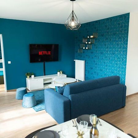 Creative Suite Disneyland Paris Серри Экстерьер фото